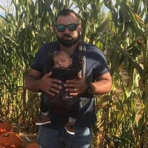 Meet your Posher, Cesar